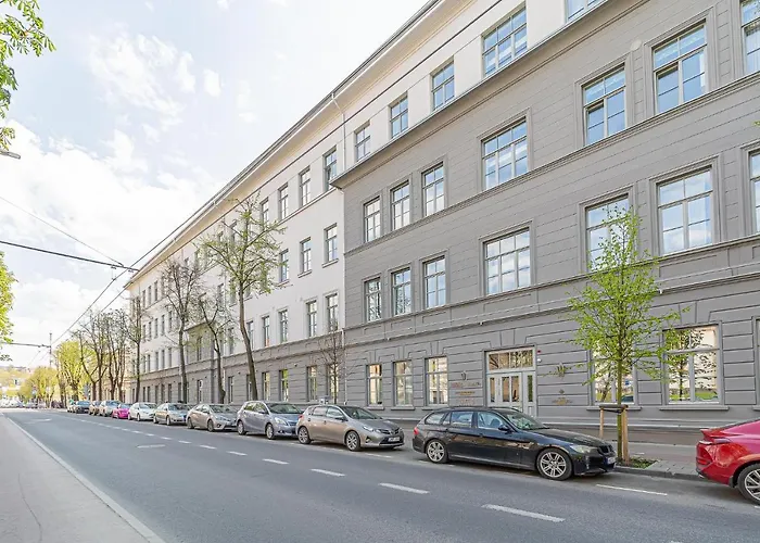 Ministerija Loft Apartment With Parking & Ac